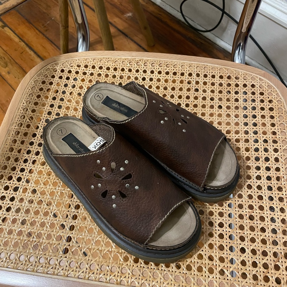 Vintage Xhilaration Platform Sandals